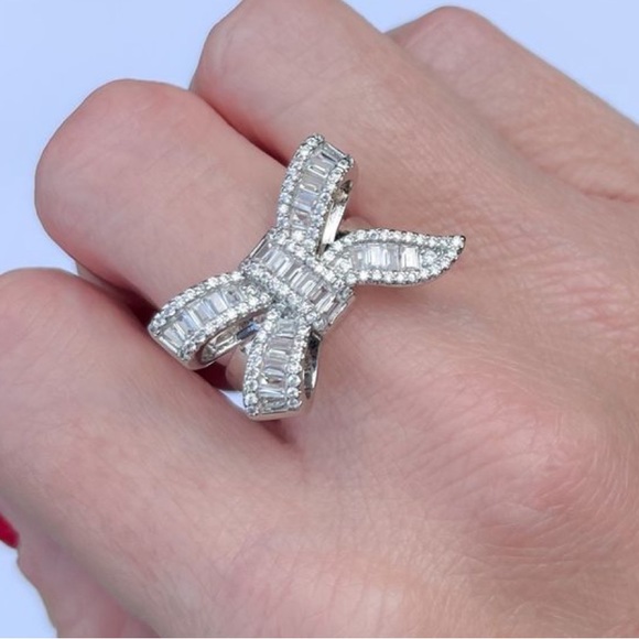 NEW Sterling Silver Bow Ring - Picture 2 of 4